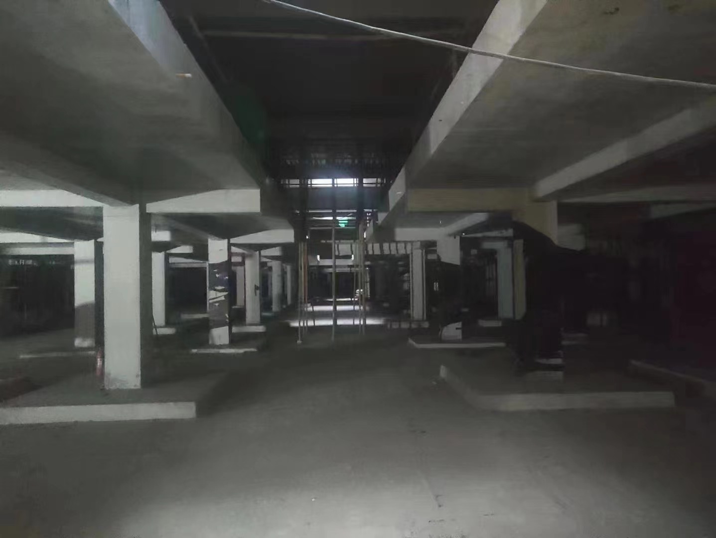 潜江山东又一个上海博普LOFT车库拔地而起